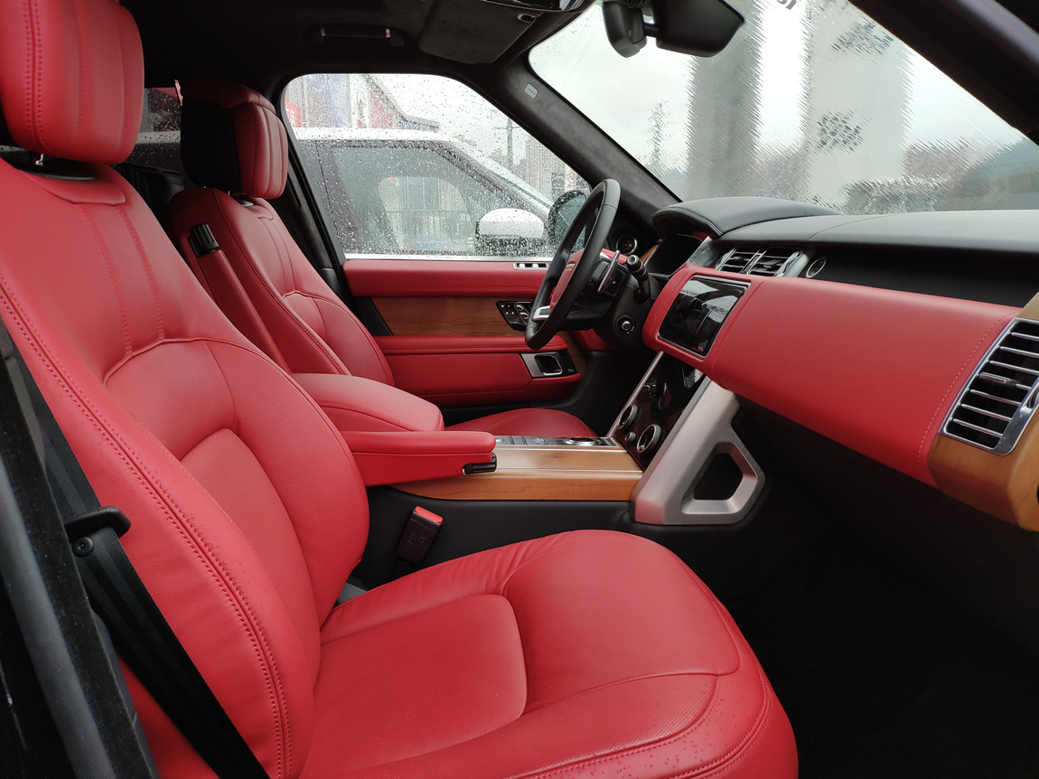 路虎揽胜尊崇创世加长霸气视频,霸气路虎揽胜加长白