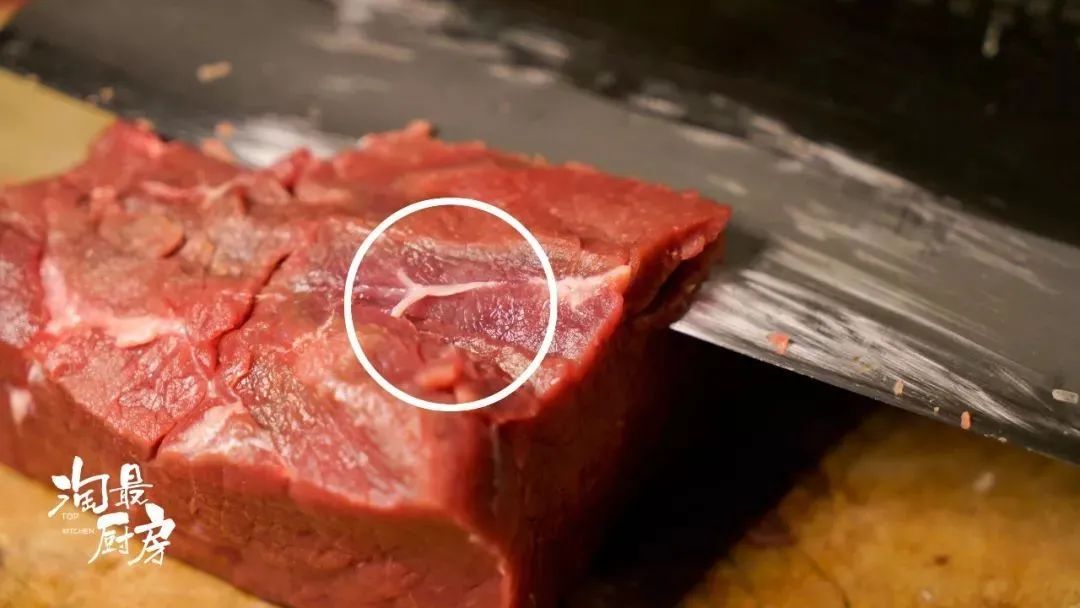 香酥雪花牛小排,香酥小牛排点心