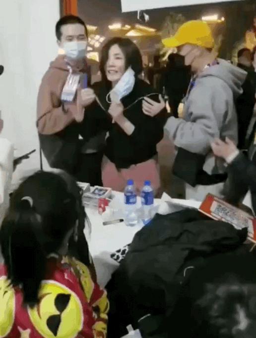 王菲谢霆锋现在婚姻近况咋样,李亚鹏王菲谢霆锋近况