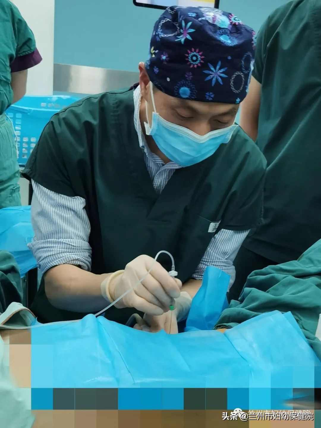 腹腔镜术后疼痛怎么办,腹腔镜术后一个月伤口疼痛有包块