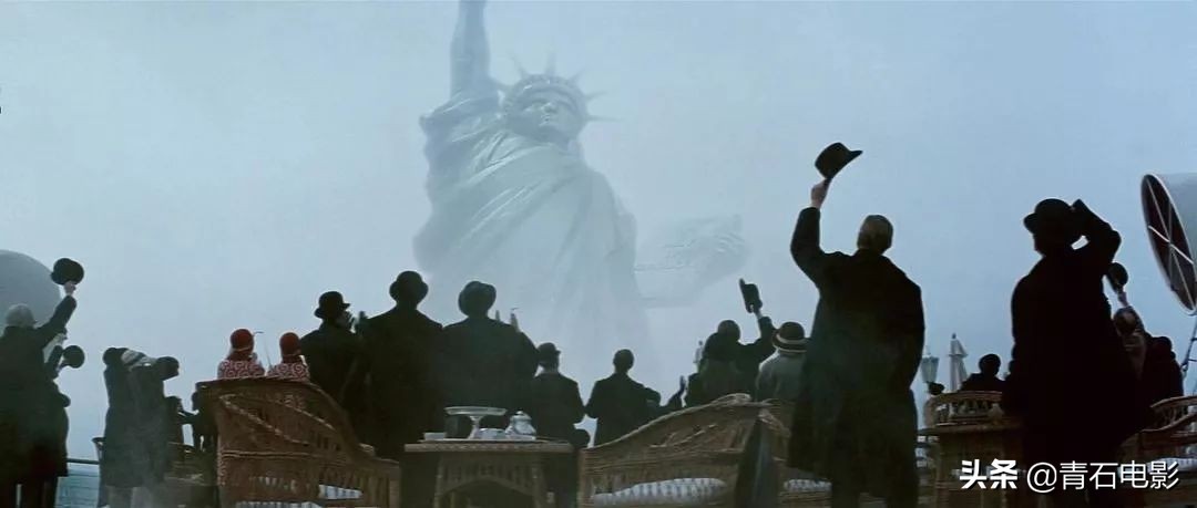 海上钢琴师1900为什么不下船台词,《海上钢琴师》深度解析