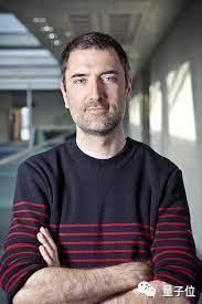 华为超慢镜头7680帧有多极限,华为的7000帧慢速摄影