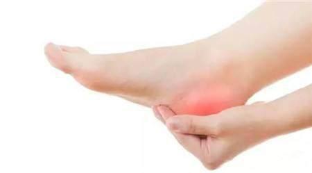 产后脚后跟疼的原因在这里，两个方法帮你改善