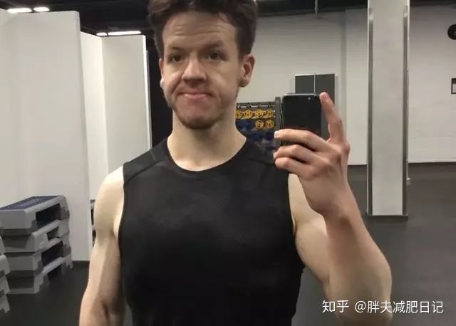 一天一千跳绳一个月有什么效果,一天跳一千下跳绳可以减肥吗