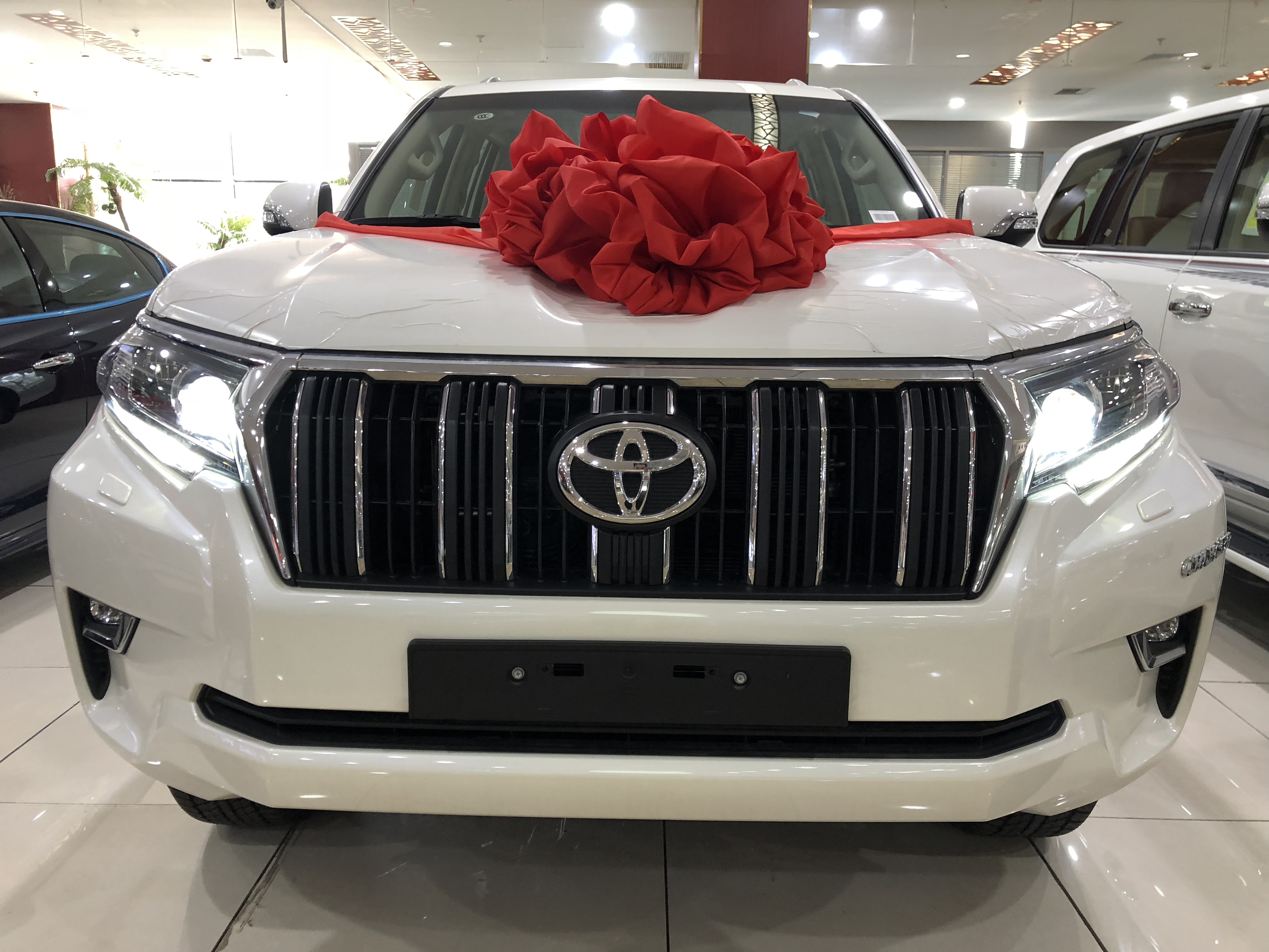 丰田霸道2020款4000试驾,全新丰田霸道4000什么价