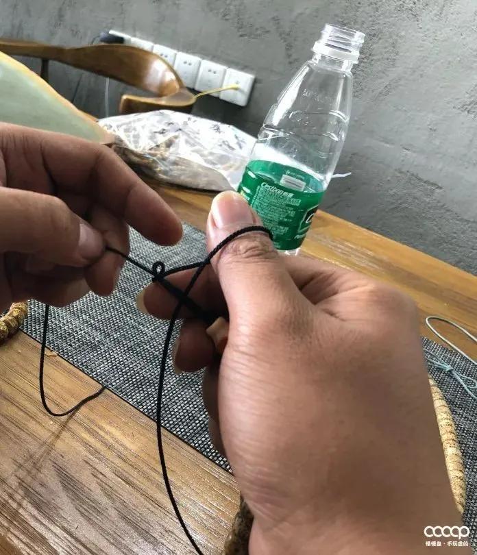 佛珠手串绳结怎么解,手串绳结太紧怎么解开