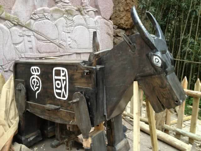 只读三国不看演义,真实三国刘备视频