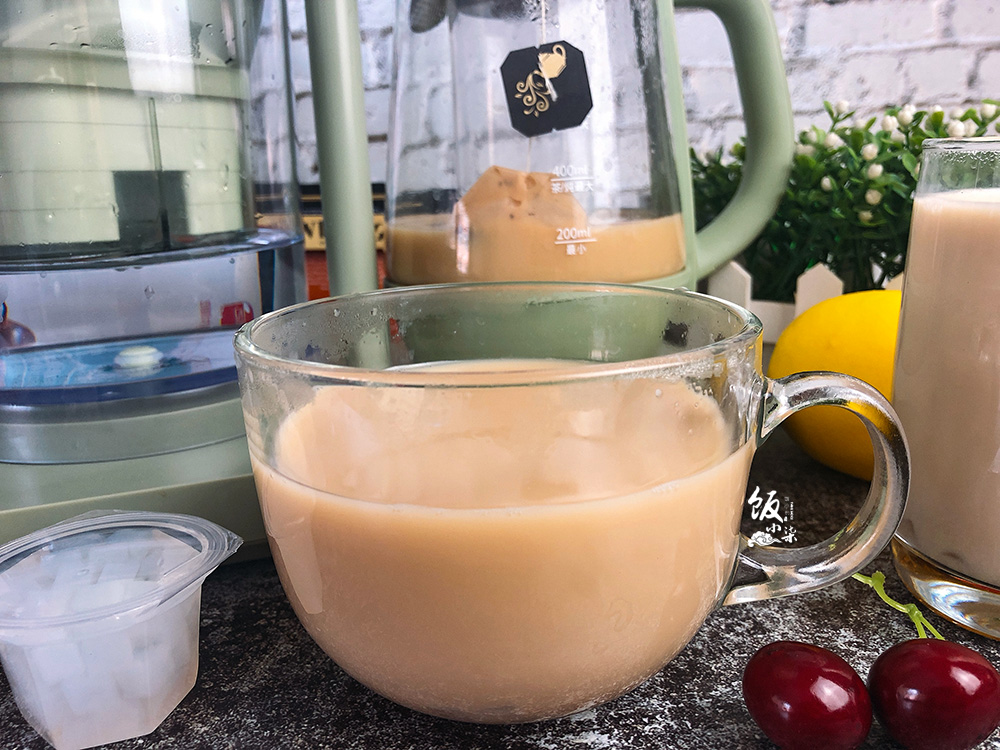 茶叶纯牛奶制作奶茶方法不要糖,红茶奶茶做法茶叶牛奶比例