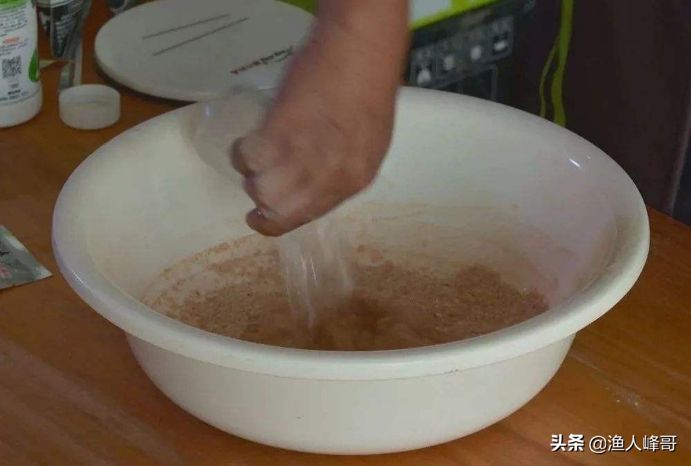 拉饵拉不好一道沟怎么回事,拉饵如何抛竿不掉