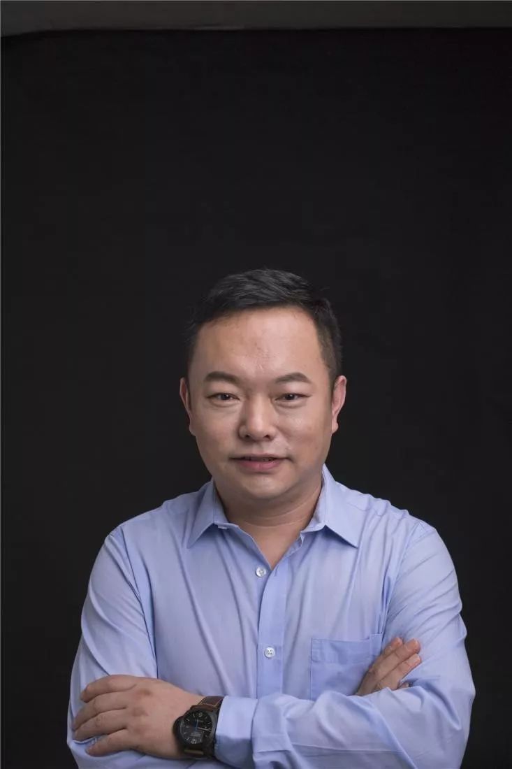 一座宅之于一个家，正如一个展之于一座城