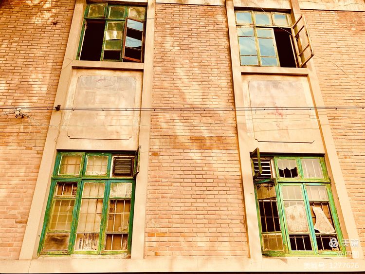 新安老家怀旧行，洛玻砂岩矿成为历史，洛阳水泥厂辉煌不再