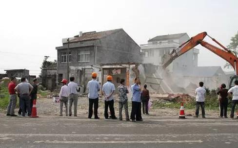 外出打工房子被拆,房子被偷拆了怎么办