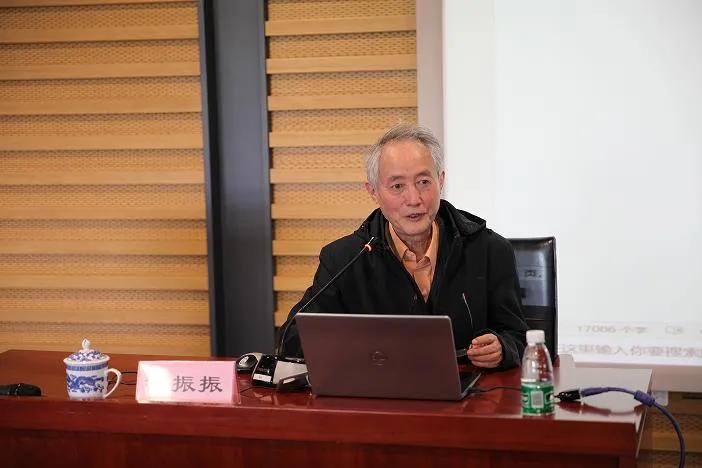 钟振振教授陪您读古诗词（151）