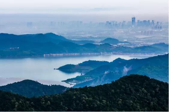 透明测评丨生态+经济+交通三重利好叠加,2.5万/平值不值?