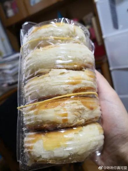 一夜爆火意外出圈！中秋节医院、煤矿、油田的月饼才是一饼难求