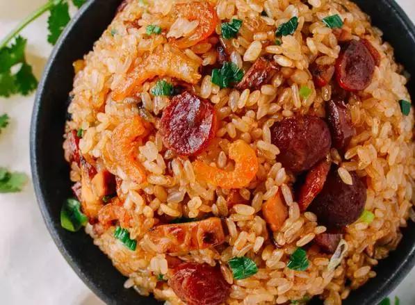 蛋炒饭简单版怎么做,蛋炒饭简单菜谱