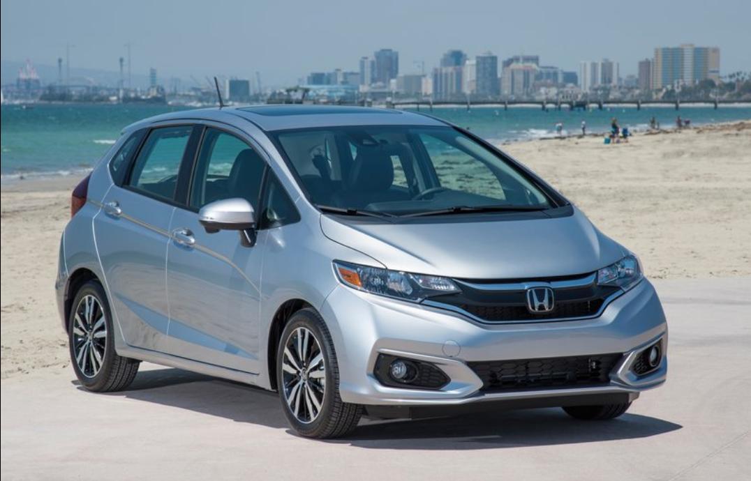 现在买近两年不会贬值的二手车,二手车买保值车型还是贬值车型好