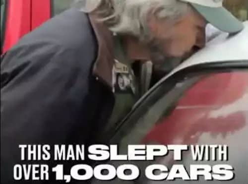 他和未婚妻处了5年,背地里居然买了14个橡胶娃娃!