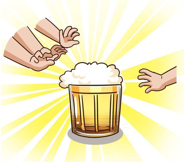 没有冰啤酒的夏日夜晚，再好吃的宵夜也会黯然失色（菲李漫画）