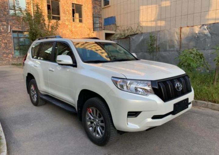 快递小哥5000一月,快递小哥工资一万实发56元后续