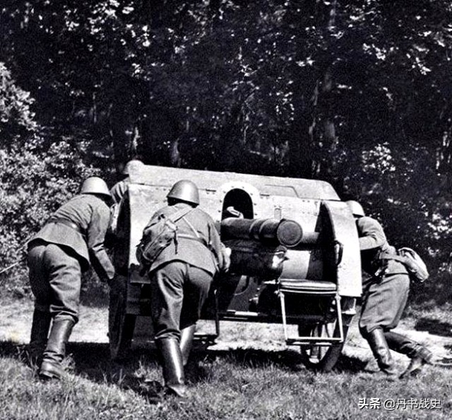 斯柯达m1914榴弹炮,斯柯达vz25型150毫米榴弹炮