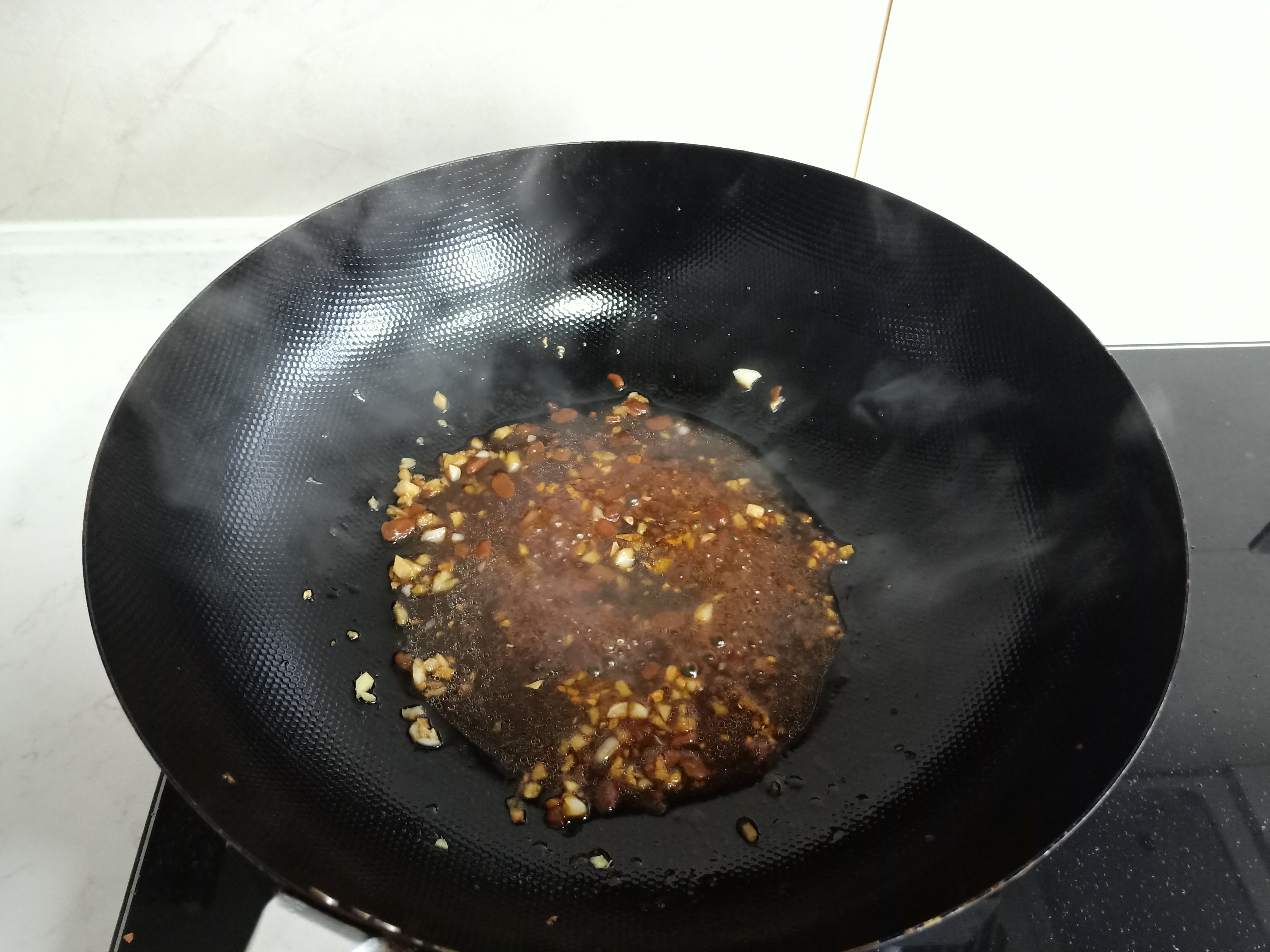 鲍鱼3元一个,3.7元的鲍鱼