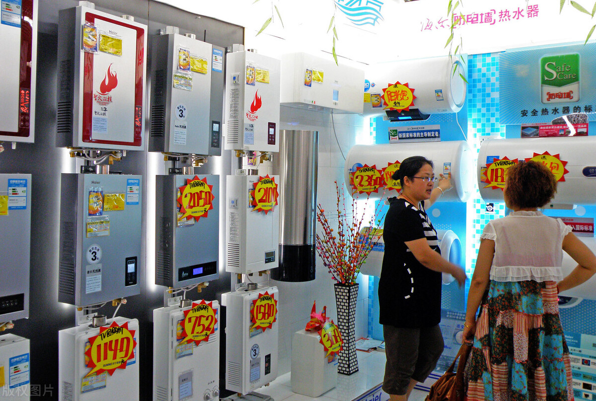 燃气热水器买多少钱的比较合适,燃气热水器买多少钱的合适家用