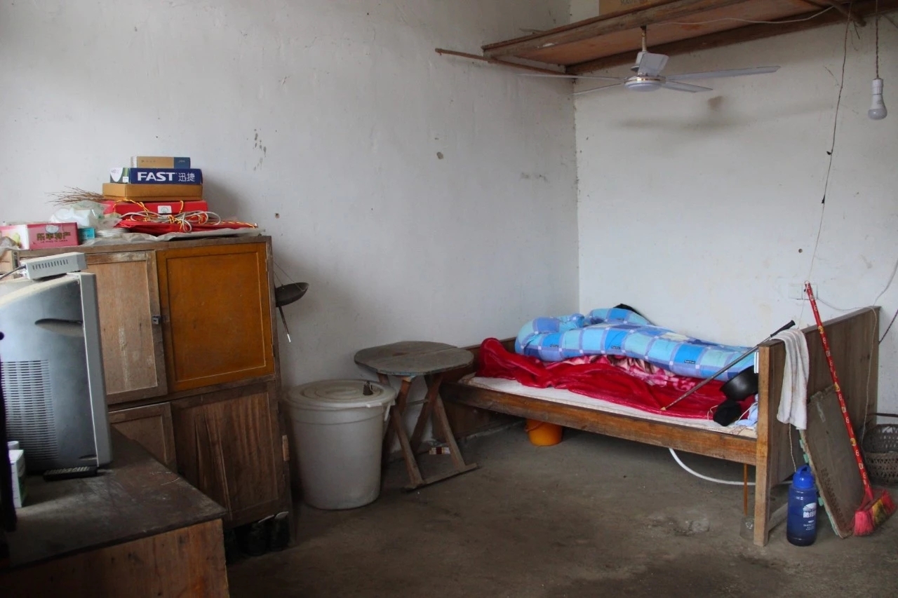 点赞!高位瘫痪的汪永明不等靠要独自经营几十亩果园艰难度日