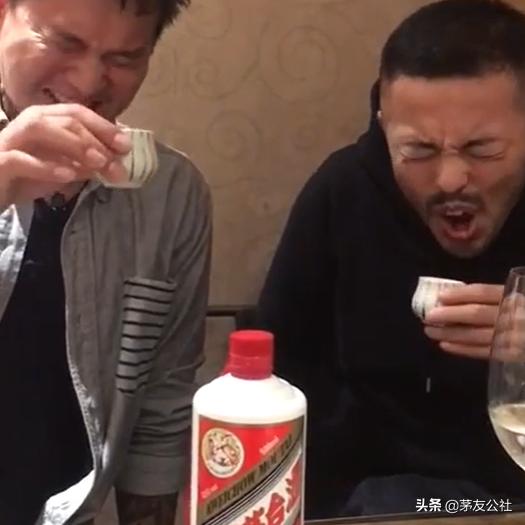 外国人第一次喝中国茅台酒反应,茅台飞天品鉴感受