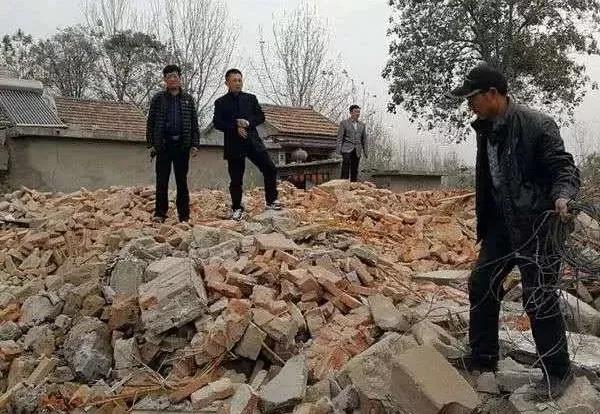 乡村振兴路上的圆梦人——记莒县洛河镇商家店子村“第一书记”单修昌