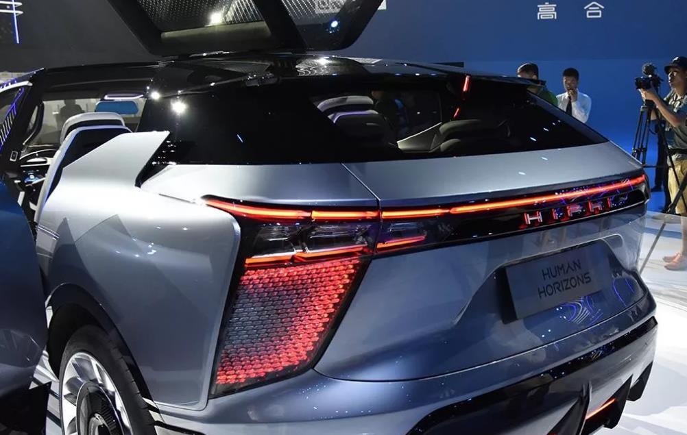 特斯拉最怕的一款车,特斯拉最大的纯电动车