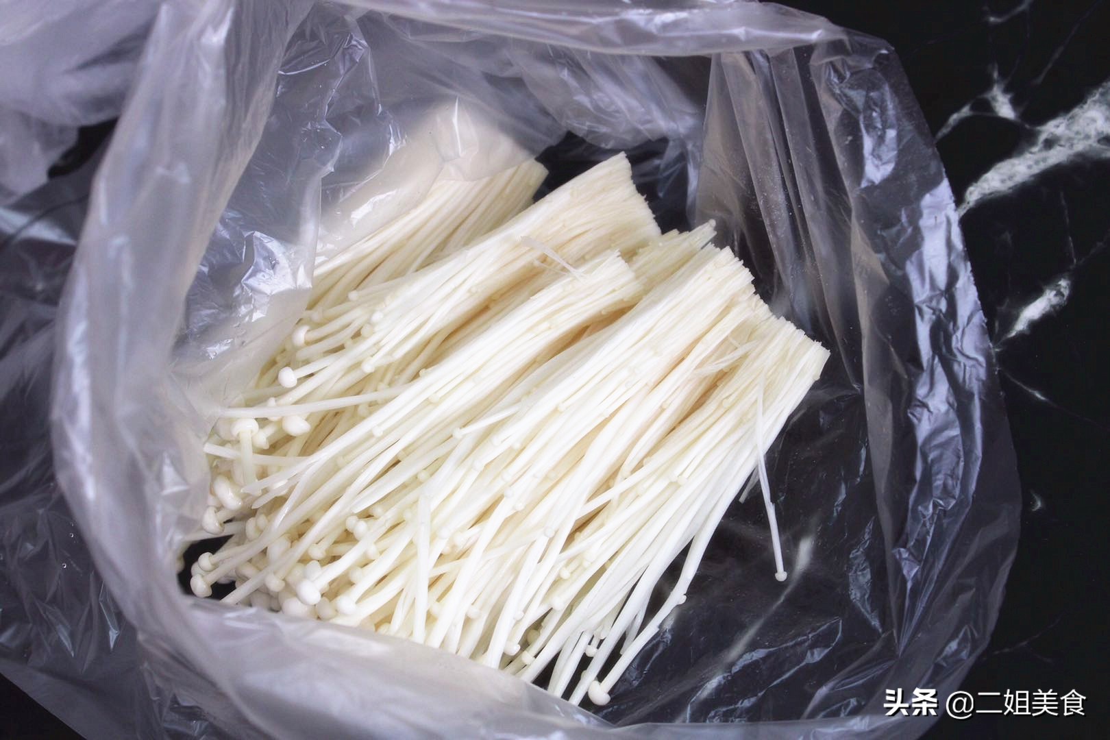 金针菇不放冰箱怎么保存,金针菇怎么放可以长时间保鲜