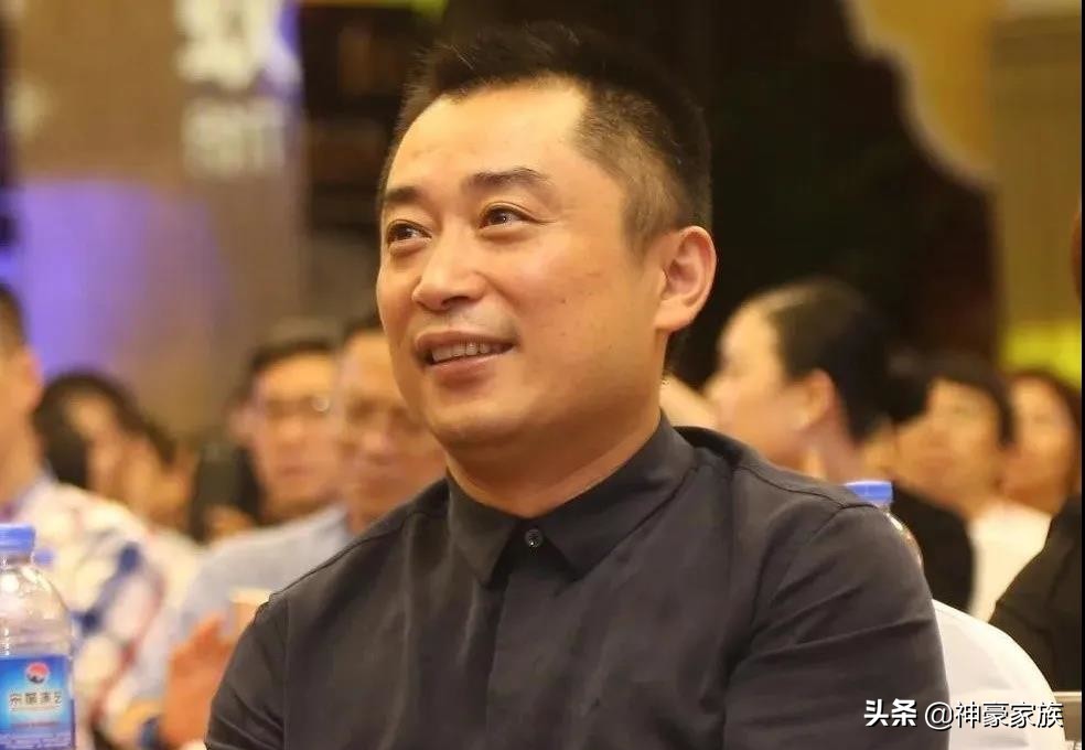 创业中国作者要出新书了，人物原型竟是陌陌上的网红主播