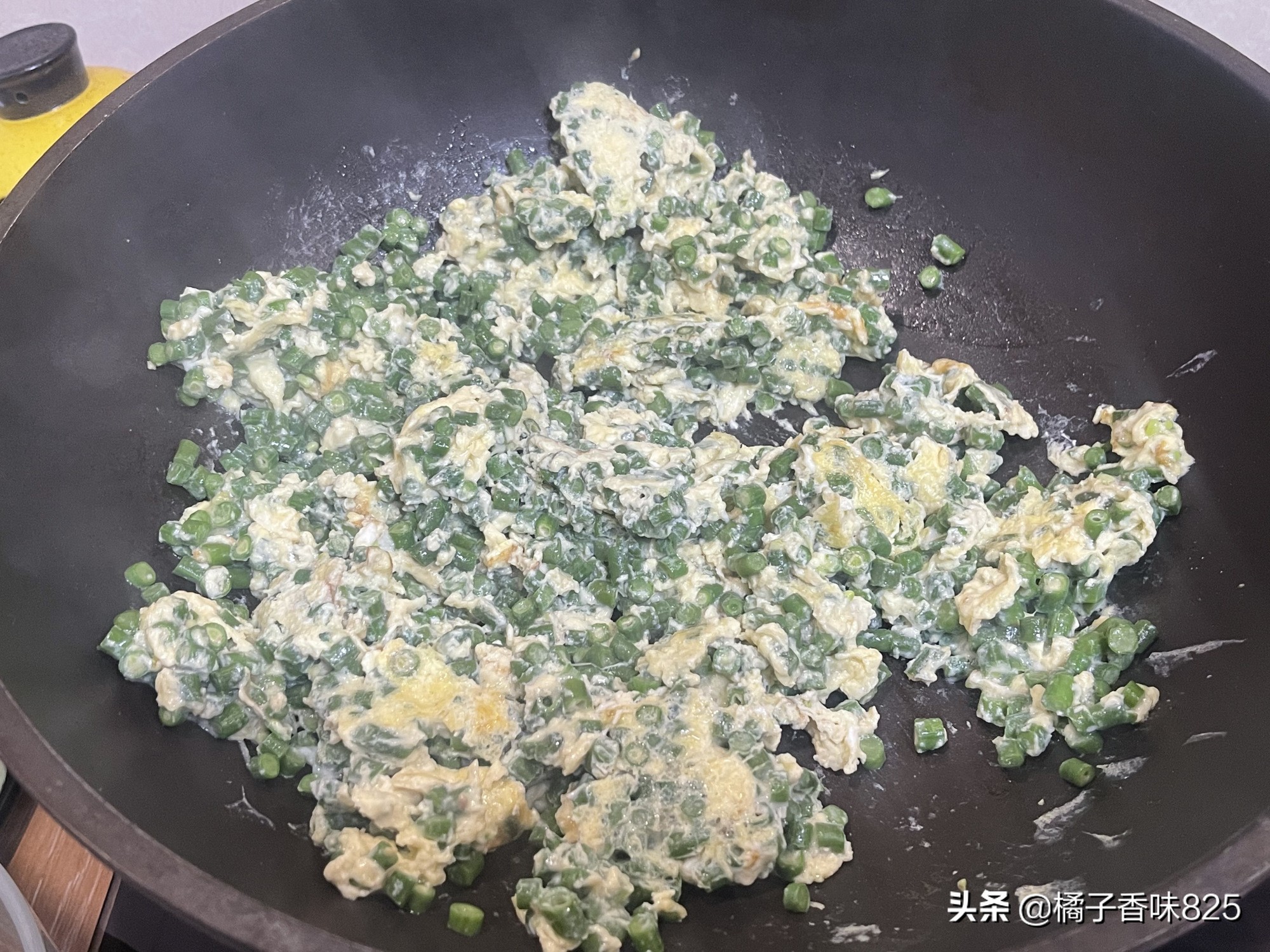 长豇豆怎么做成面食吃,豇豆和什么菜配做出来好吃