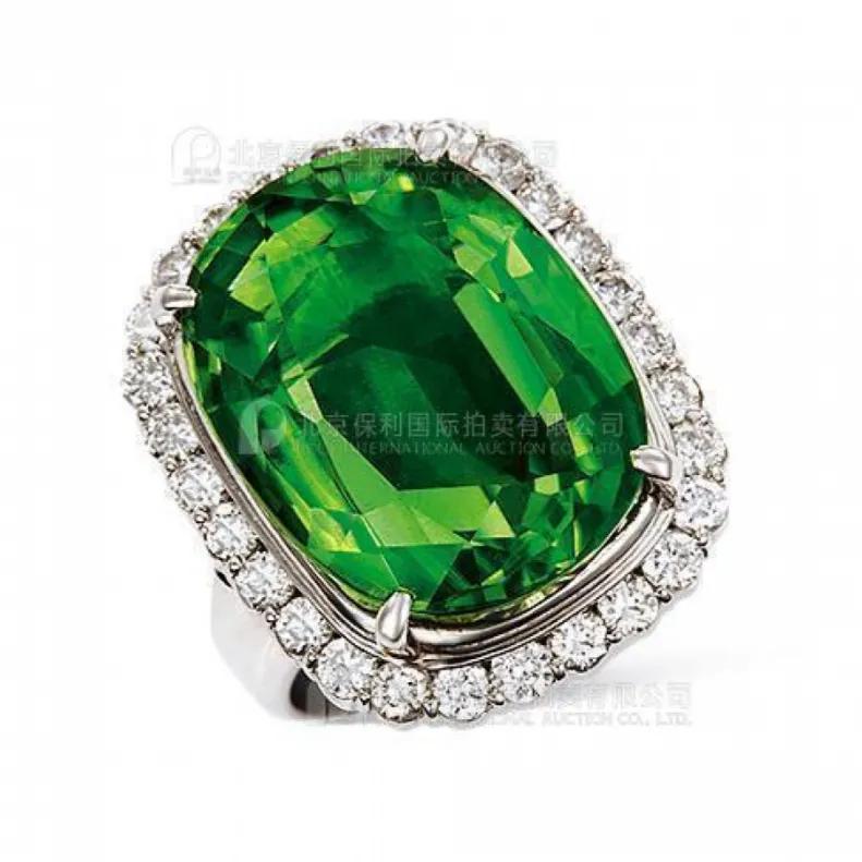 橄榄石拍品大赏，别具一格的绿意