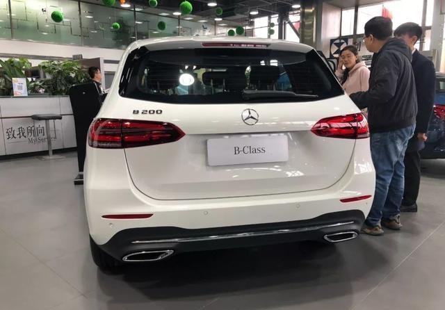 2020奔驰b200值得买,2020奔驰b200底盘视频