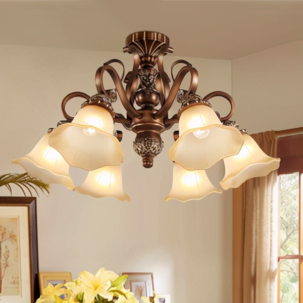 树脂灯是什么,灯材质水晶和树脂区别是什么