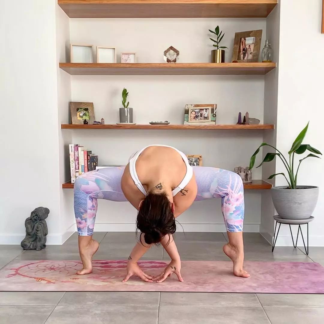 走路带风阔腿裤搭配,走路带风的阔腿裤