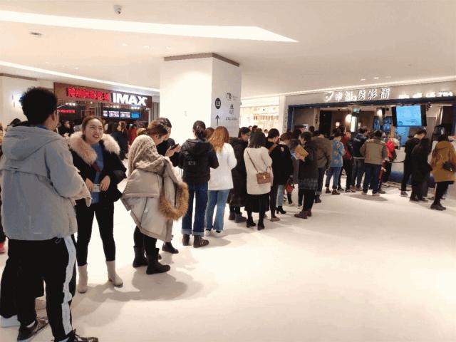 侯彩擂奶茶 (侯彩擂奶茶加盟店价格)