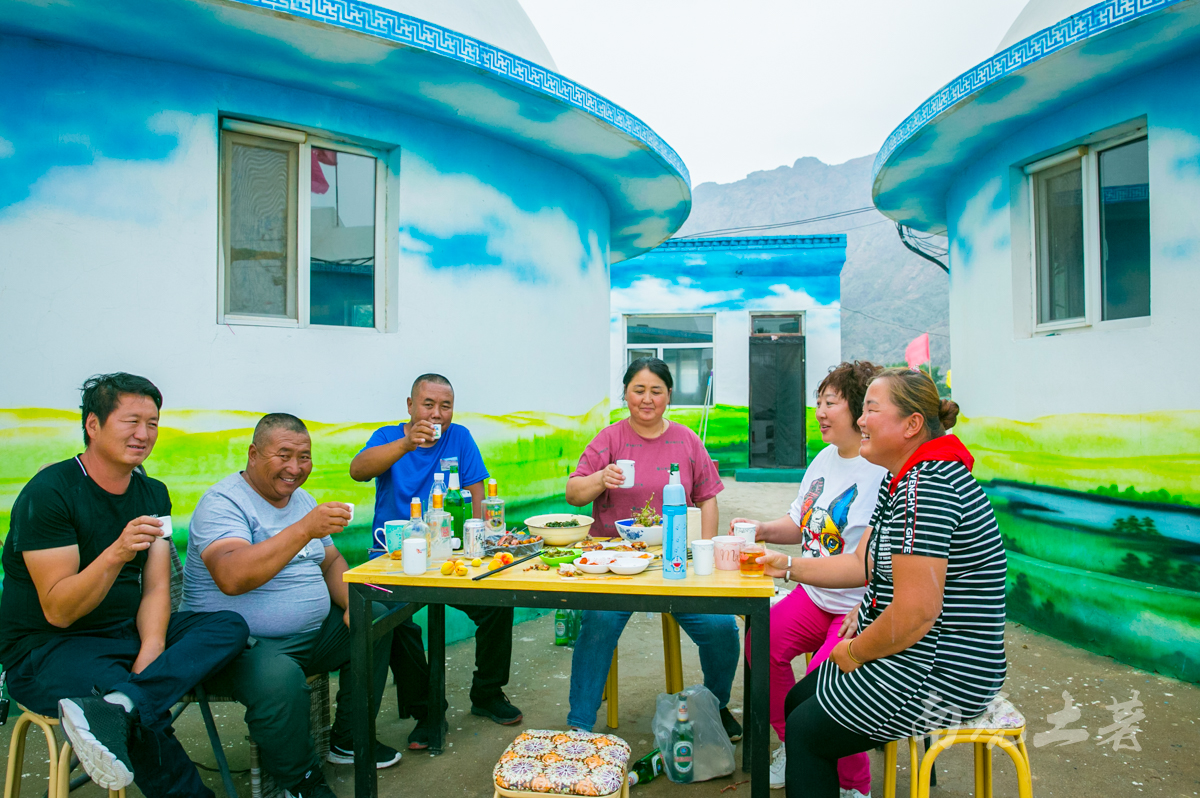 探秘内蒙古阴山,穿越巴彦淖尔探访塞外长城