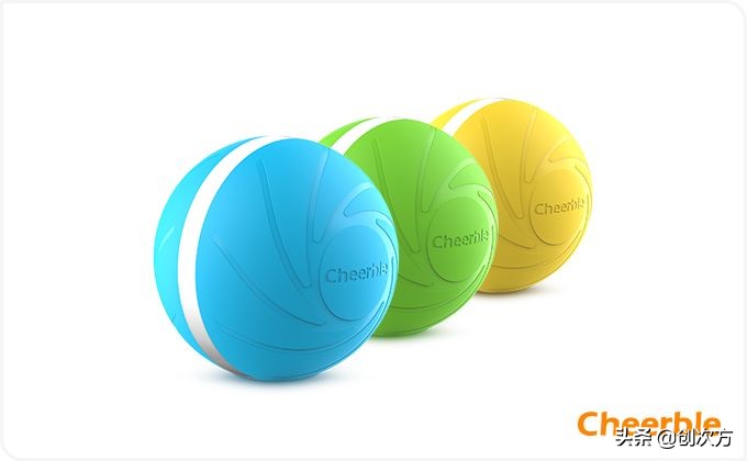 100%智能的小球，在寒冷的冬季撩猫逗狗