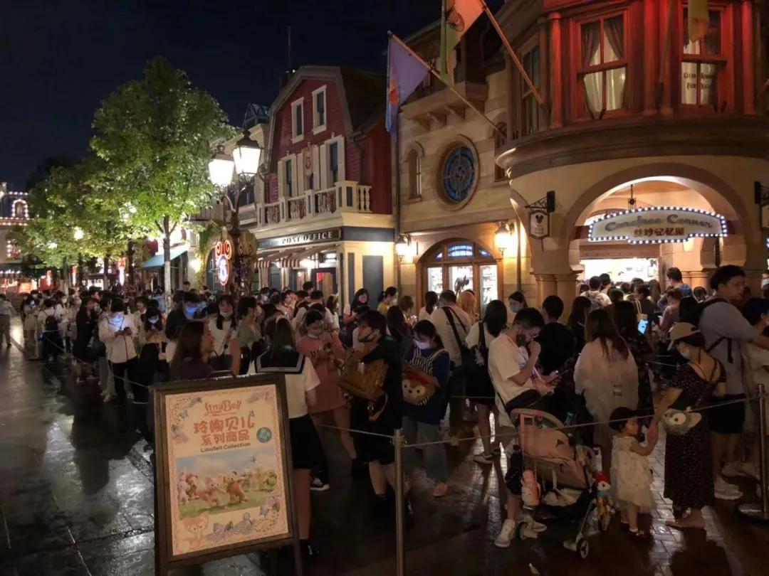 迪士尼川沙妲己周边价格,上海迪士尼门票暴涨350%