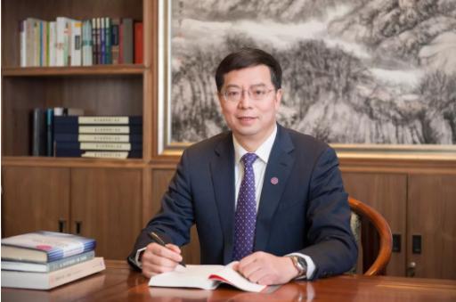 清华大学校长遭网友炮轰,清华校长致辞被炮轰最新进展