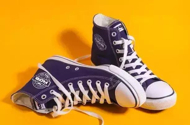 百搭小众帆布鞋匡威,匡威小众帆布鞋