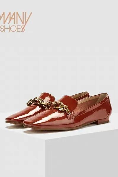 40岁的妈妈适合穿什么鞋子品牌,妈妈适合穿的布鞋子推荐