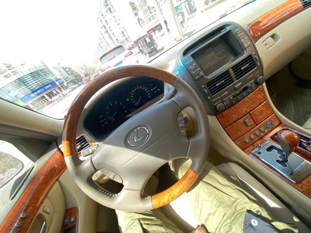 怪兽修车:翻新一辆2005年凌志LS430,当年百万经典车,满血复活