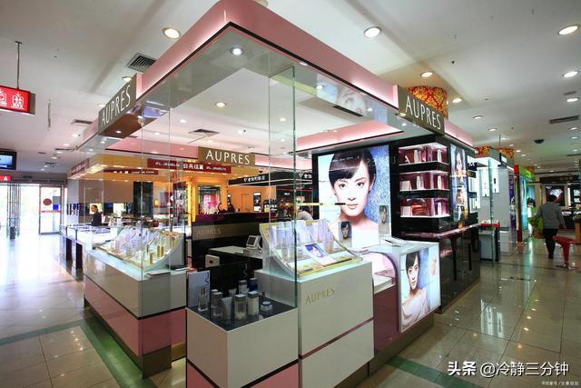 首旅集团和王府井的关系,首商股份股票