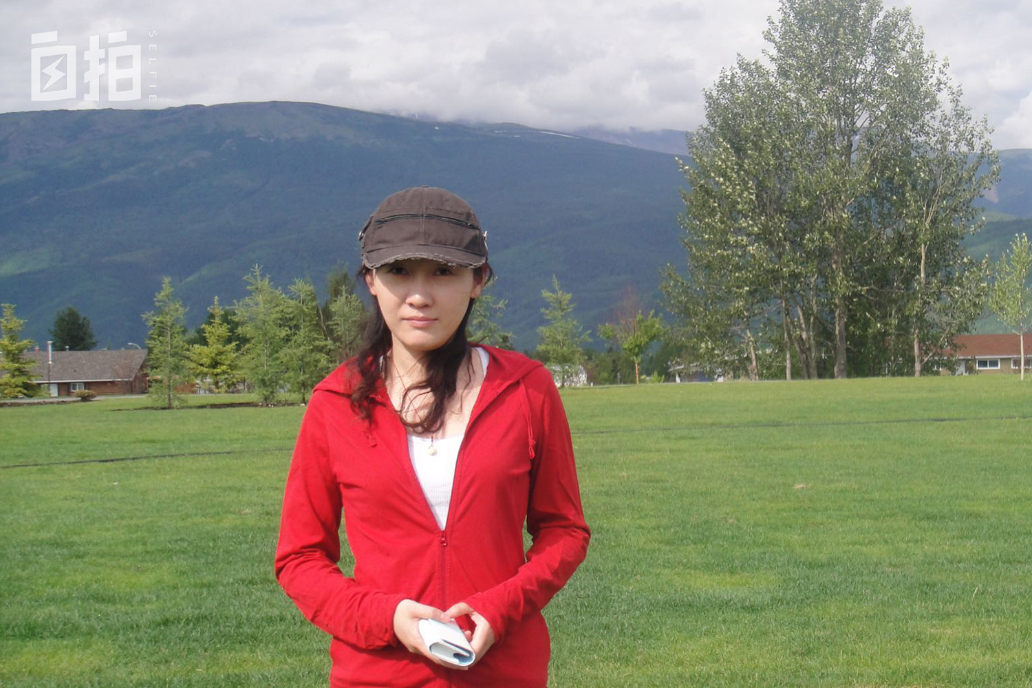 我国内当过片警，现在是加拿大狱警，天天挨犯人骂，一年200多天假期