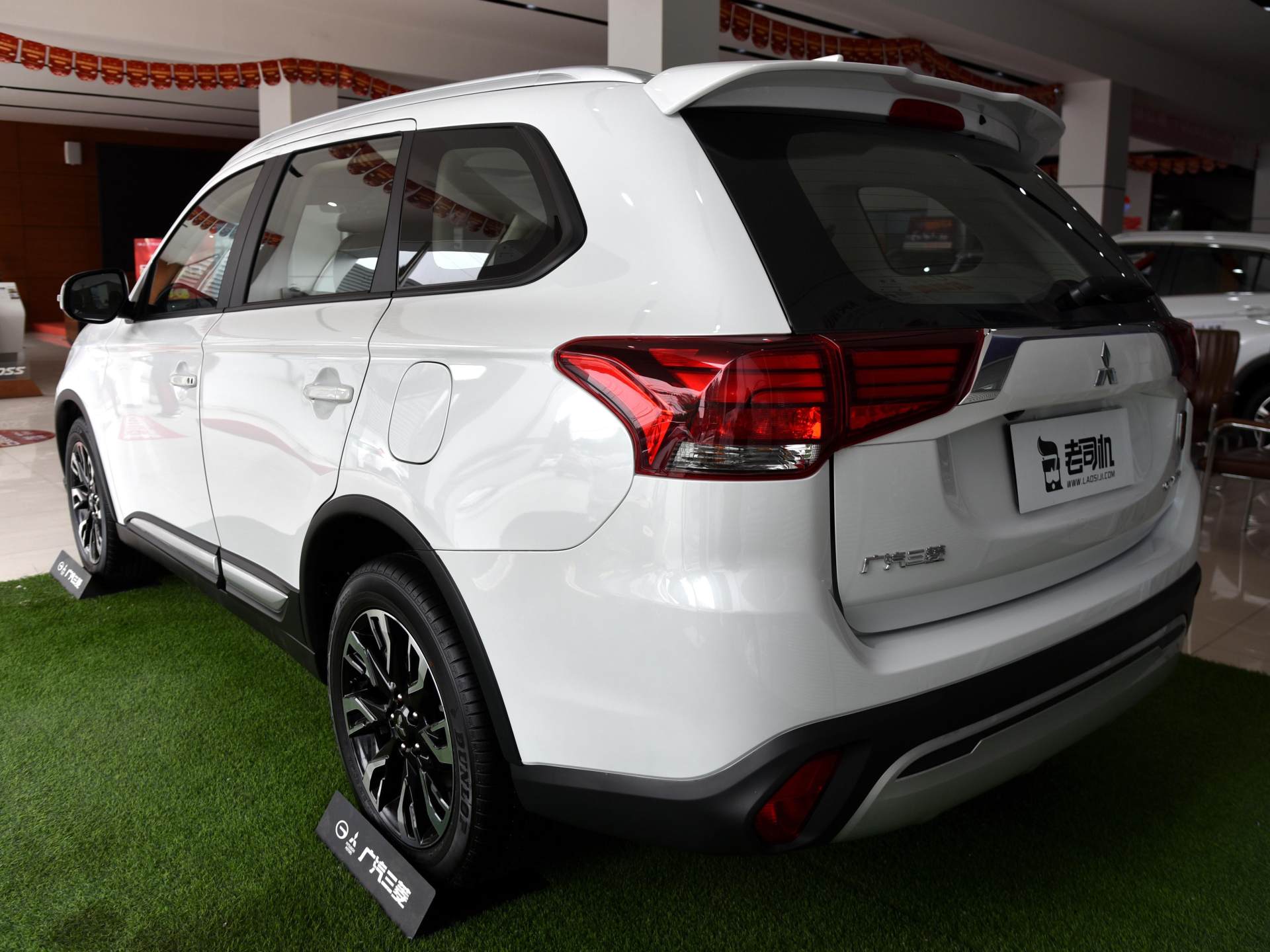 三菱最传奇的车,三菱最强大七座suv车型