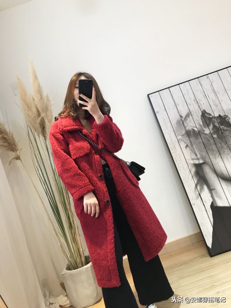 本命年红色大衣小个子女穿搭,本命年红色衣服高级穿搭